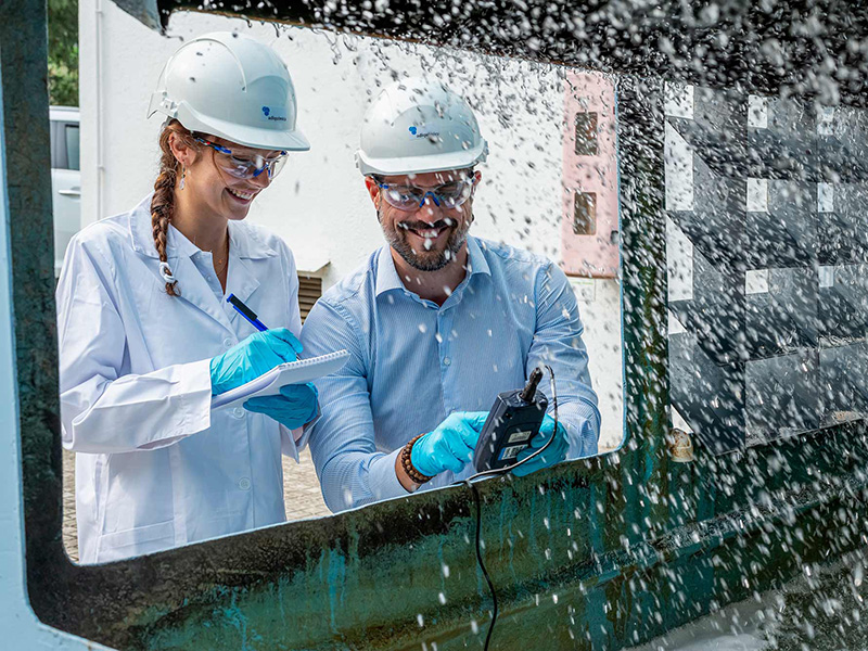 Fotografía industrial en empresa química Adiquímica Barcelona
