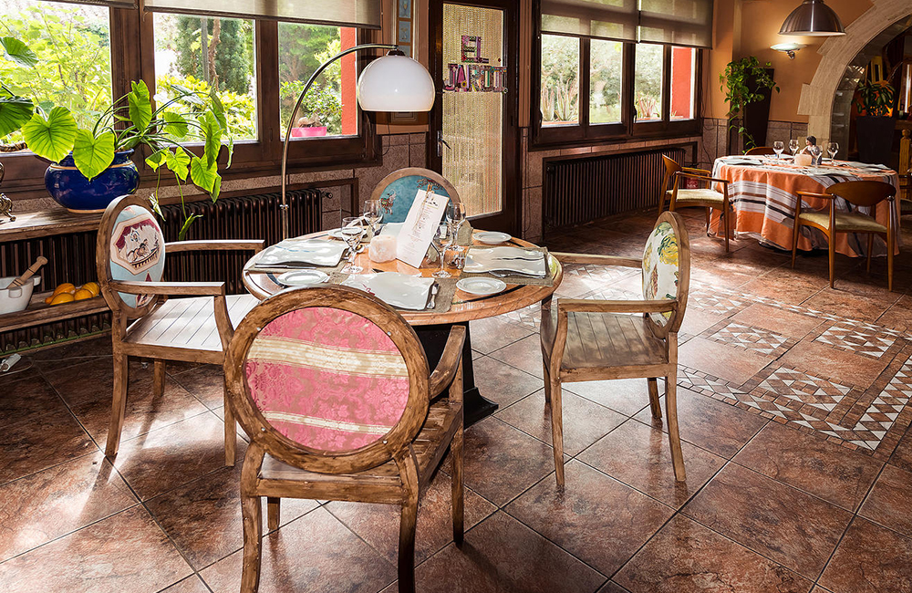 Restaurante El Cingle de Vacarisses — chef Montse Estruch (2)